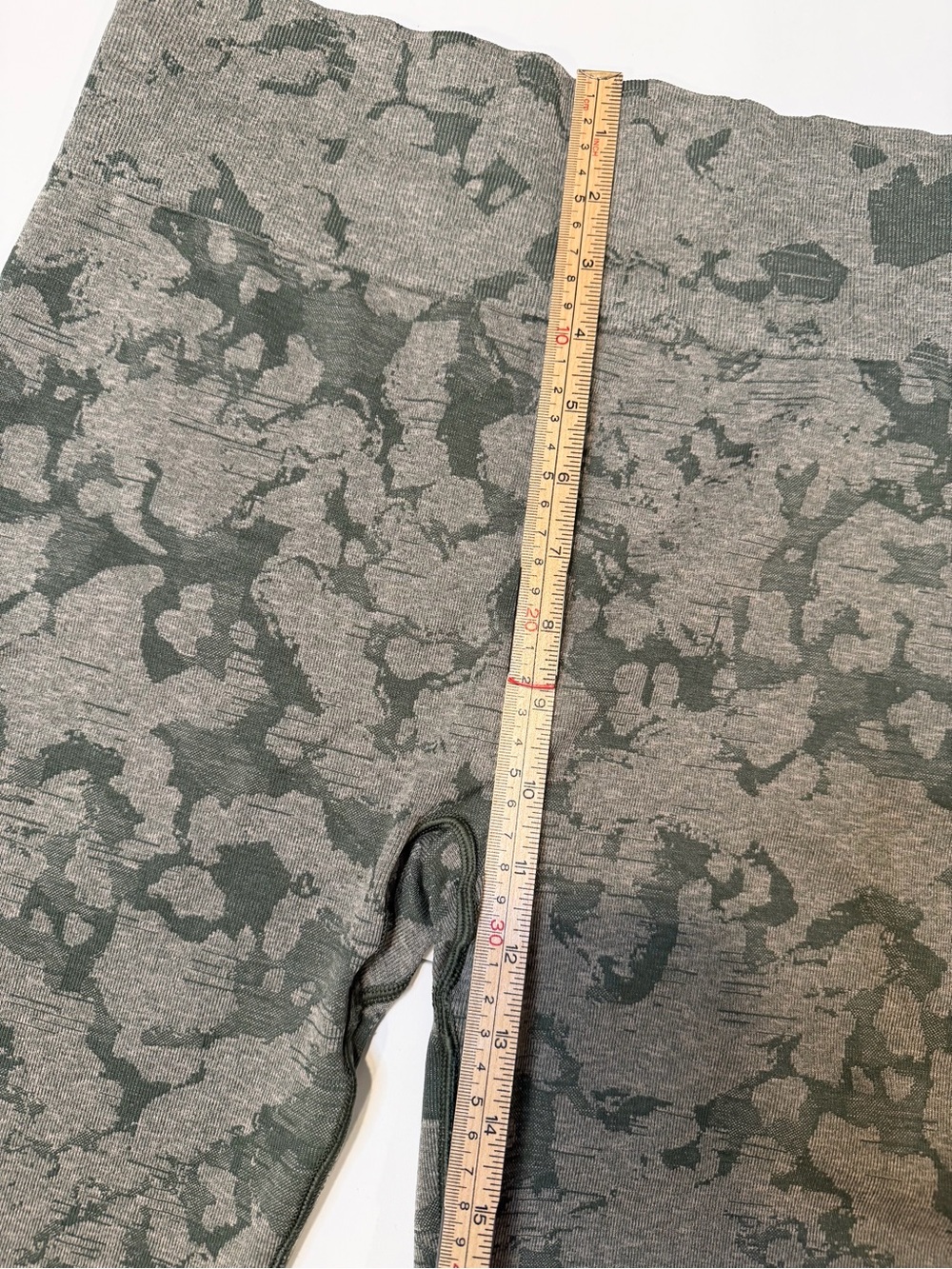 Gymshark Adapt Green Camo Seamless High-Waist Leggings XL - Picture 9 of 9